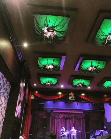 el Twin Lions Casino